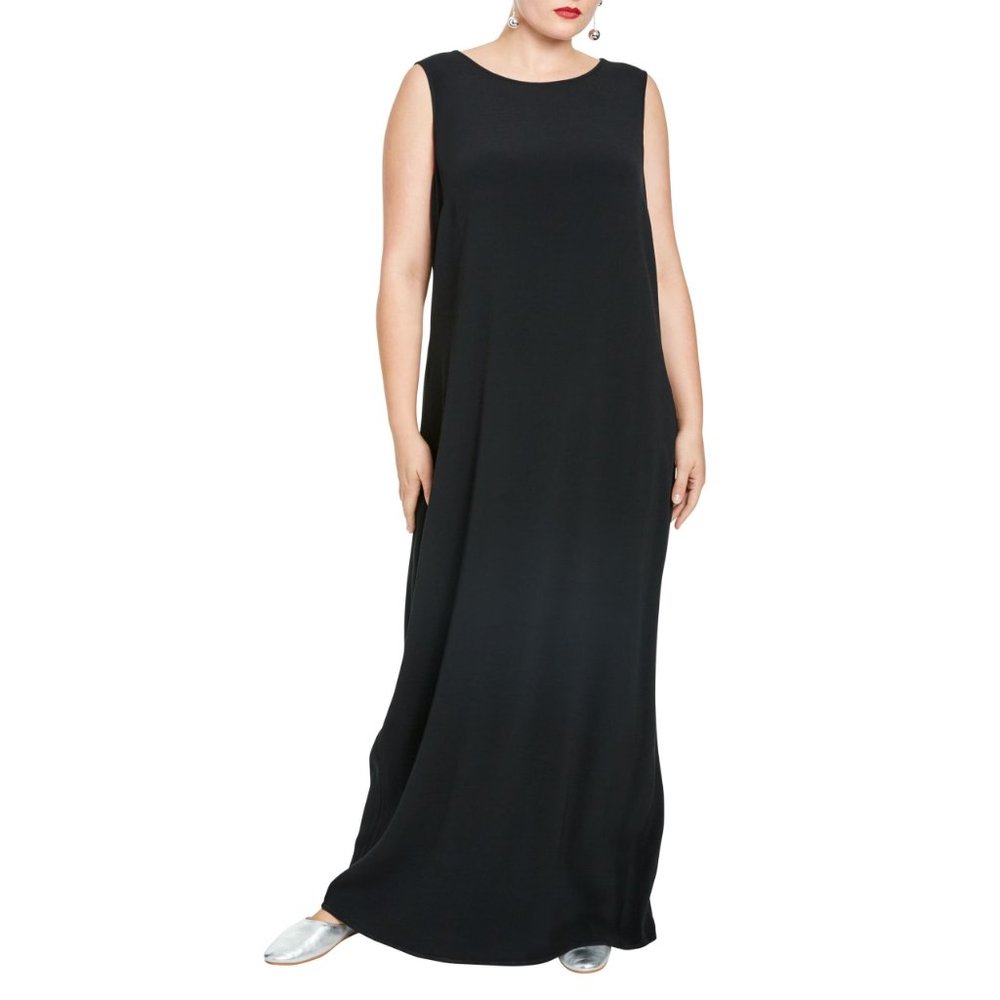 Universal Standard minimal plus size maxi dress - Picture 3 of 7
